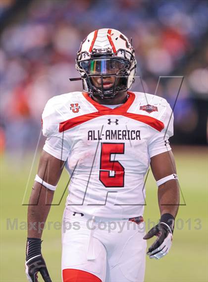 Thumbnail 1 in Under Armour All-American Game photogallery.