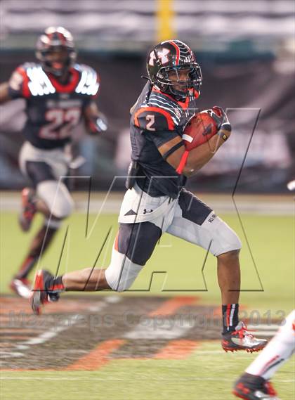 Thumbnail 3 in Under Armour All-American Game photogallery.