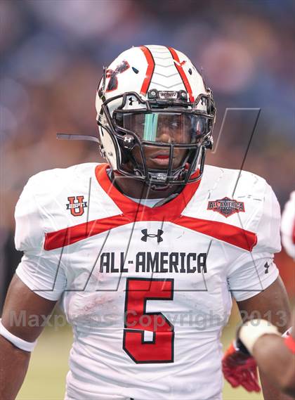 Thumbnail 3 in Under Armour All-American Game photogallery.