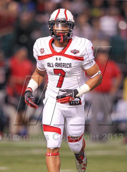 Thumbnail 2 in Under Armour All-American Game photogallery.