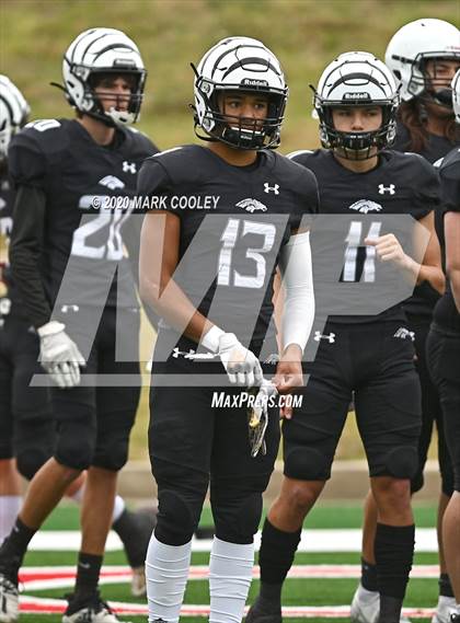 Thumbnail 1 in Malakoff vs. Grandview (UIL 3A D1 Region Semifinal) photogallery.