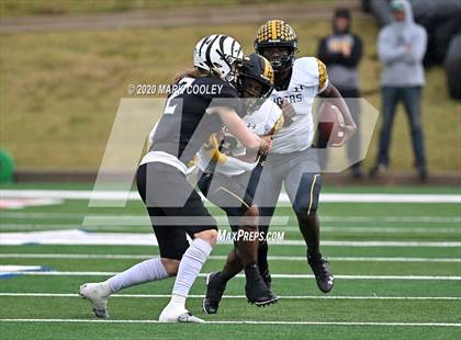 Thumbnail 1 in Malakoff vs. Grandview (UIL 3A D1 Region Semifinal) photogallery.