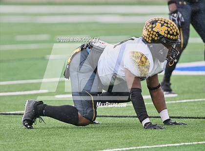 Thumbnail 1 in Malakoff vs. Grandview (UIL 3A D1 Region Semifinal) photogallery.