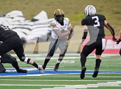 Thumbnail 1 in Malakoff vs. Grandview (UIL 3A D1 Region Semifinal) photogallery.