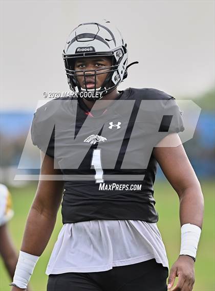 Thumbnail 3 in Malakoff vs. Grandview (UIL 3A D1 Region Semifinal) photogallery.