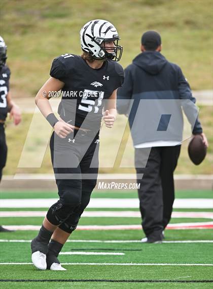 Thumbnail 2 in Malakoff vs. Grandview (UIL 3A D1 Region Semifinal) photogallery.