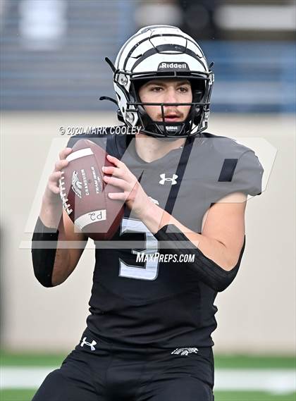 Thumbnail 1 in Malakoff vs. Grandview (UIL 3A D1 Region Semifinal) photogallery.