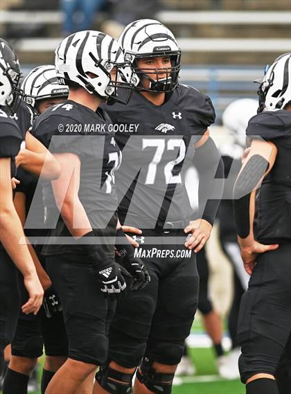 Thumbnail 1 in Malakoff vs. Grandview (UIL 3A D1 Region Semifinal) photogallery.