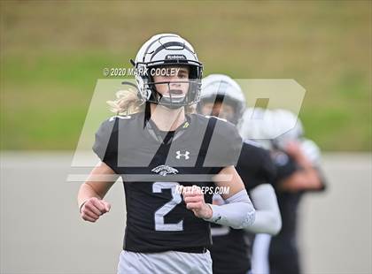 Thumbnail 3 in Malakoff vs. Grandview (UIL 3A D1 Region Semifinal) photogallery.