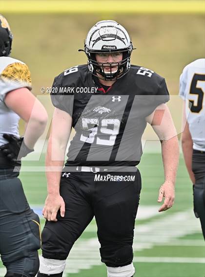 Thumbnail 2 in Malakoff vs. Grandview (UIL 3A D1 Region Semifinal) photogallery.