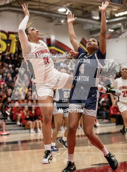 Thumbnail 1 in Sierra Canyon @ Etiwanda (CIF Open Division Final) photogallery.