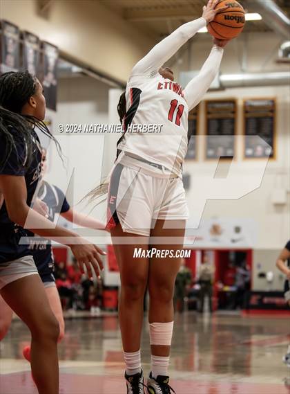 Thumbnail 3 in Sierra Canyon @ Etiwanda (CIF Open Division Final) photogallery.