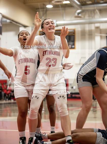 Thumbnail 2 in Sierra Canyon @ Etiwanda (CIF Open Division Final) photogallery.