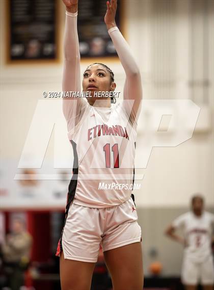 Thumbnail 3 in Sierra Canyon @ Etiwanda (CIF Open Division Final) photogallery.