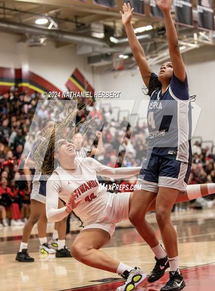 Thumbnail 3 in Sierra Canyon @ Etiwanda (CIF Open Division Final) photogallery.