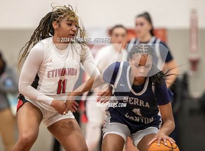Thumbnail 1 in Sierra Canyon @ Etiwanda (CIF Open Division Final) photogallery.