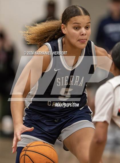 Thumbnail 3 in Sierra Canyon @ Etiwanda (CIF Open Division Final) photogallery.