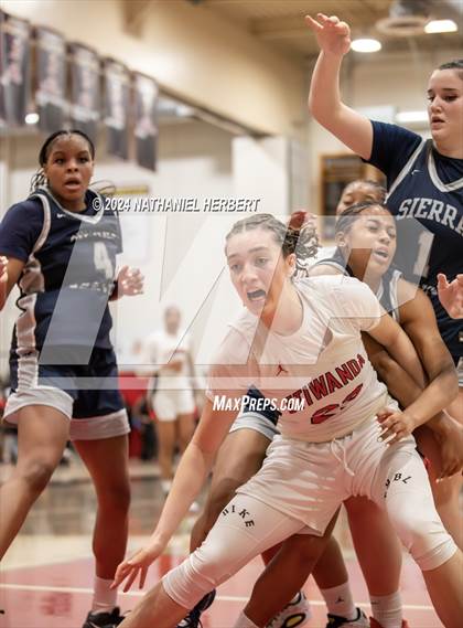 Thumbnail 3 in Sierra Canyon @ Etiwanda (CIF Open Division Final) photogallery.