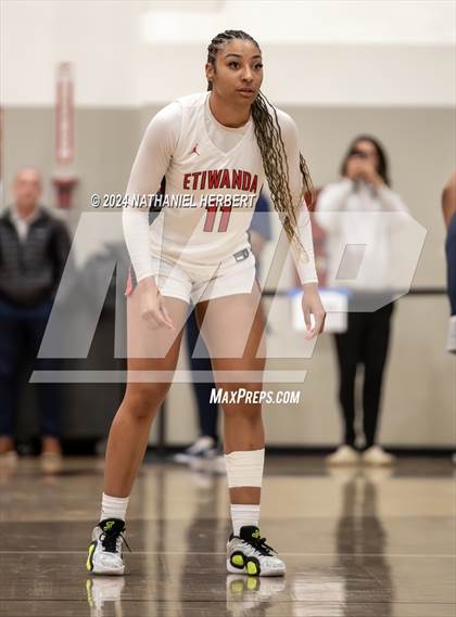 Thumbnail 1 in Sierra Canyon @ Etiwanda (CIF Open Division Final) photogallery.