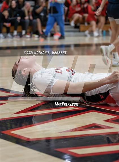 Thumbnail 1 in Sierra Canyon @ Etiwanda (CIF Open Division Final) photogallery.