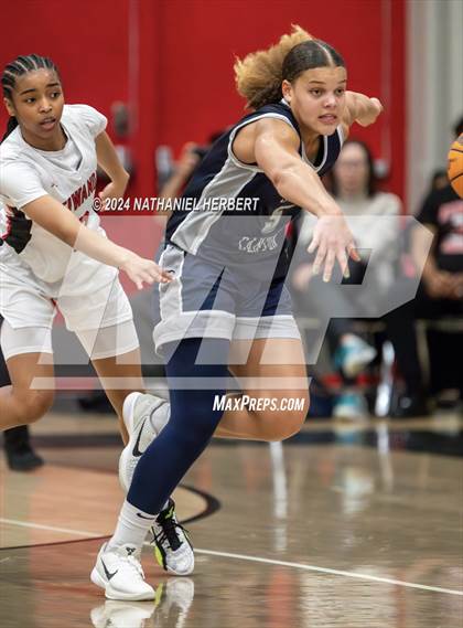 Thumbnail 3 in Sierra Canyon @ Etiwanda (CIF Open Division Final) photogallery.