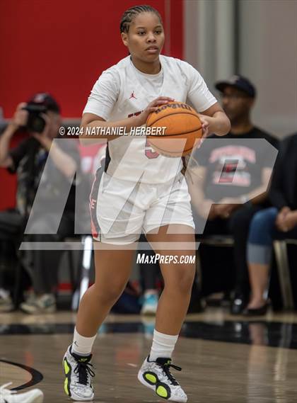 Thumbnail 3 in Sierra Canyon @ Etiwanda (CIF Open Division Final) photogallery.