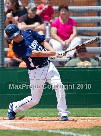 Thumbnail 2 in Texas City vs Lamar Consolidated (Texas 4A Region III Playoffs - Game 2)  photogallery.