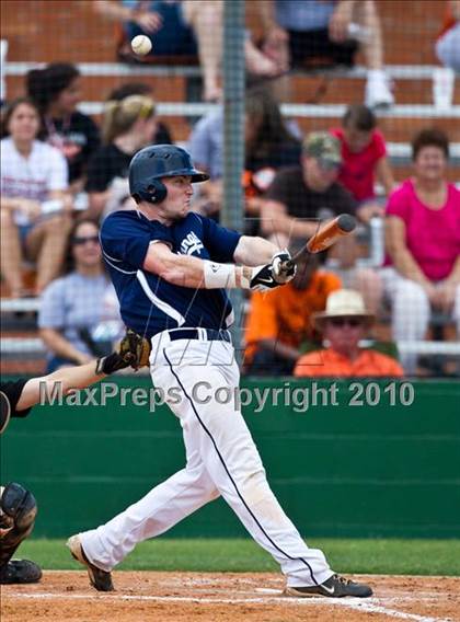 Thumbnail 3 in Texas City vs Lamar Consolidated (Texas 4A Region III Playoffs - Game 2)  photogallery.
