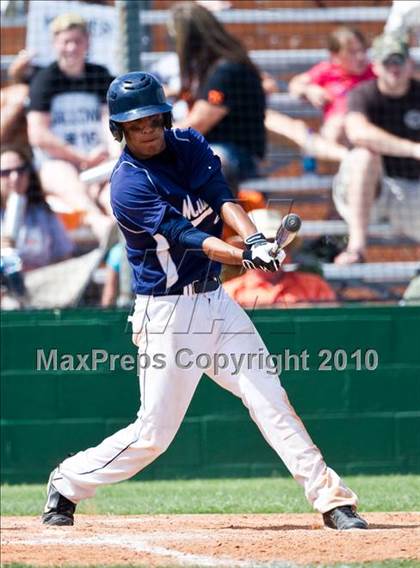 Thumbnail 3 in Texas City vs Lamar Consolidated (Texas 4A Region III Playoffs - Game 2)  photogallery.