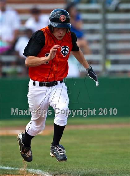 Thumbnail 2 in Texas City vs Lamar Consolidated (Texas 4A Region III Playoffs - Game 2)  photogallery.