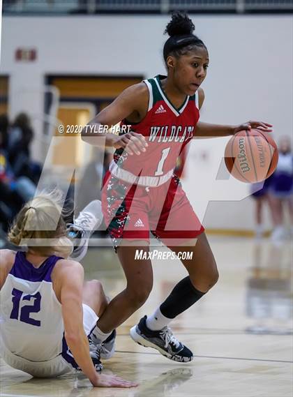 Thumbnail 1 in Lawrence North vs. Brownsburg (IHSAA 4A Regional Playoff) photogallery.
