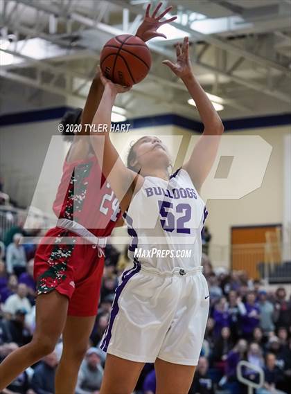 Thumbnail 2 in Lawrence North vs. Brownsburg (IHSAA 4A Regional Playoff) photogallery.