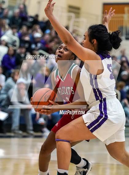 Thumbnail 2 in Lawrence North vs. Brownsburg (IHSAA 4A Regional Playoff) photogallery.