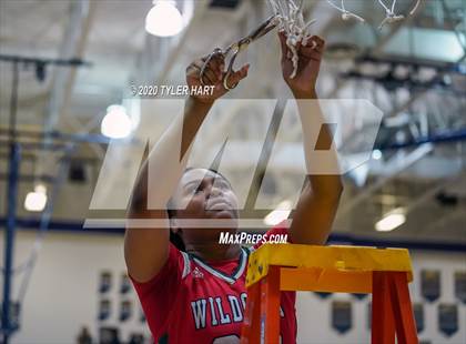Thumbnail 2 in Lawrence North vs. Brownsburg (IHSAA 4A Regional Playoff) photogallery.