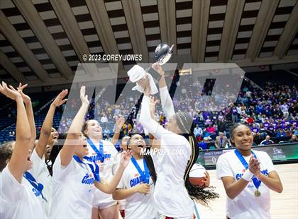 Thumbnail 1 in Lumpkin County vs Hebron Christian Academy (GHSA 3A State Championship) photogallery.