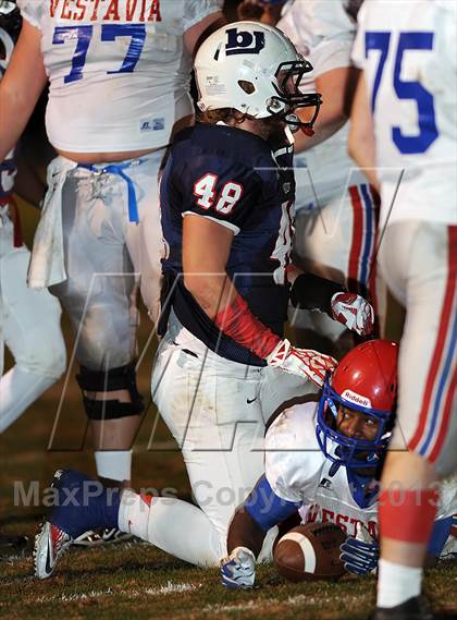 Thumbnail 2 in Bob Jones vs. Vestavia Hills (AHSAA 6A Quarterfinal)  photogallery.