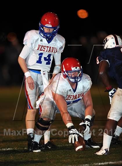 Thumbnail 3 in Bob Jones vs. Vestavia Hills (AHSAA 6A Quarterfinal)  photogallery.