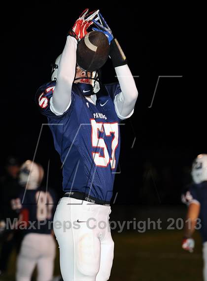 Thumbnail 2 in Bob Jones vs. Vestavia Hills (AHSAA 6A Quarterfinal)  photogallery.