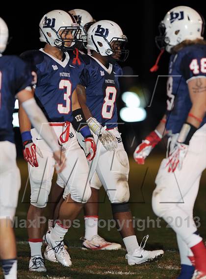 Thumbnail 1 in Bob Jones vs. Vestavia Hills (AHSAA 6A Quarterfinal)  photogallery.