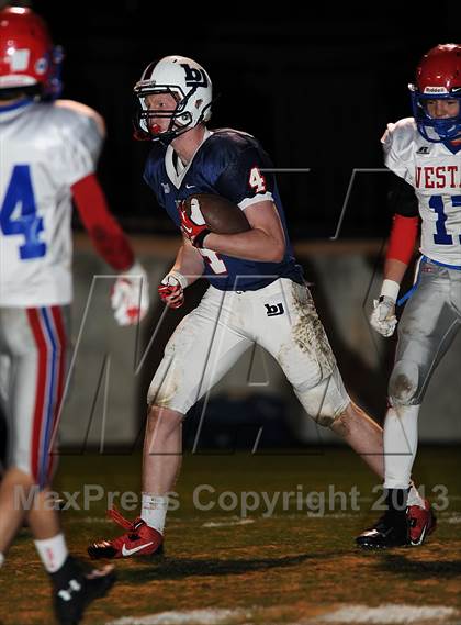 Thumbnail 3 in Bob Jones vs. Vestavia Hills (AHSAA 6A Quarterfinal)  photogallery.