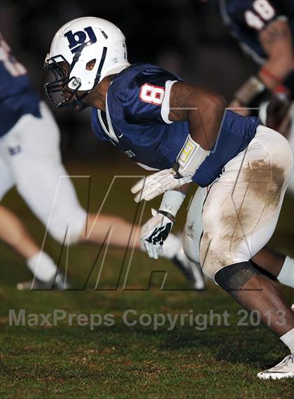 Thumbnail 2 in Bob Jones vs. Vestavia Hills (AHSAA 6A Quarterfinal)  photogallery.