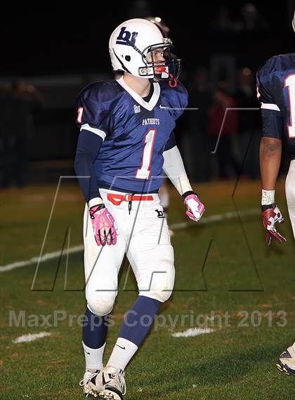 Thumbnail 2 in Bob Jones vs. Vestavia Hills (AHSAA 6A Quarterfinal)  photogallery.