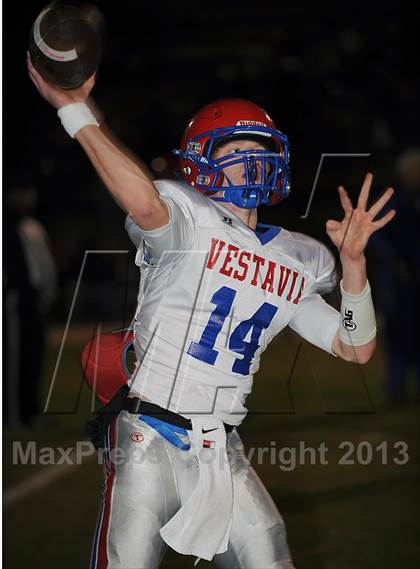Thumbnail 2 in Bob Jones vs. Vestavia Hills (AHSAA 6A Quarterfinal)  photogallery.