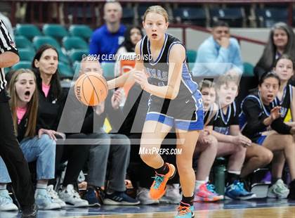Thumbnail 1 in Peak to Peak vs Holy Family (CHSAA 4A Great 8) photogallery.