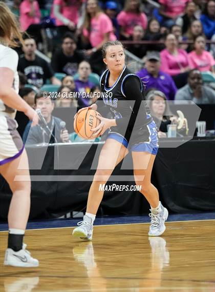 Thumbnail 1 in Peak to Peak vs Holy Family (CHSAA 4A Great 8) photogallery.