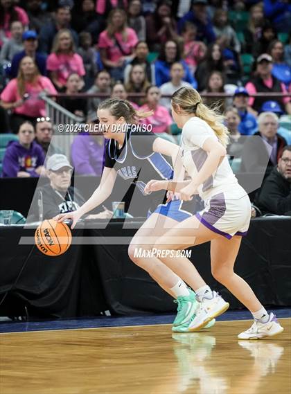Thumbnail 3 in Peak to Peak vs Holy Family (CHSAA 4A Great 8) photogallery.