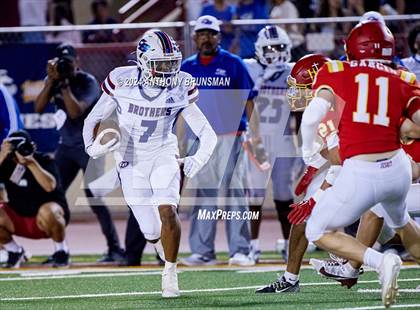 Thumbnail 3 in Christian Brothers vs. Jesuit photogallery.