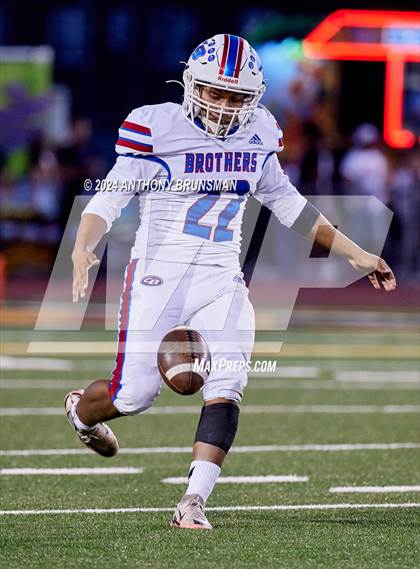 Thumbnail 2 in Christian Brothers vs. Jesuit photogallery.