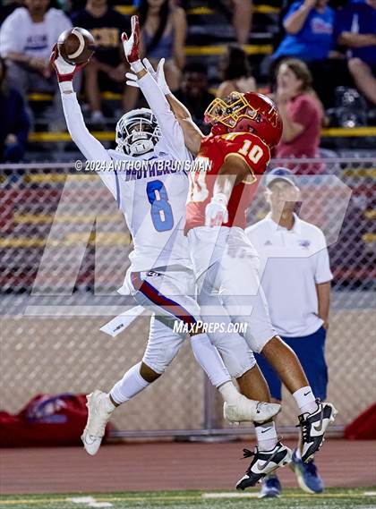 Thumbnail 1 in Christian Brothers vs. Jesuit photogallery.