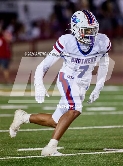 Thumbnail 2 in Christian Brothers vs. Jesuit photogallery.